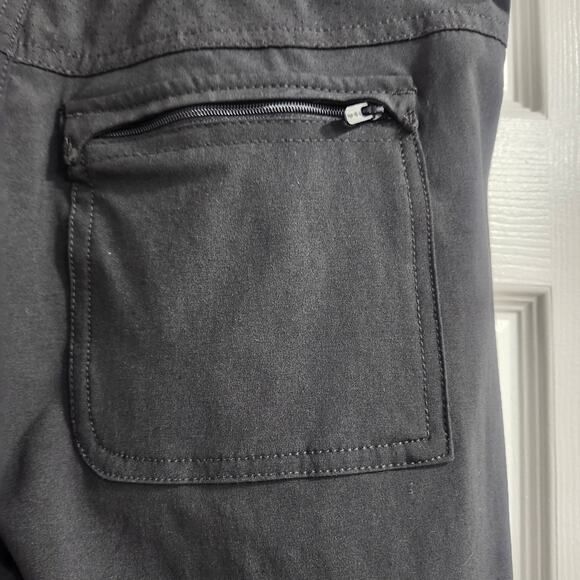 ❤️NWT❤️ Huk Men's Black Fishing Shorts - Picture 7 of 13